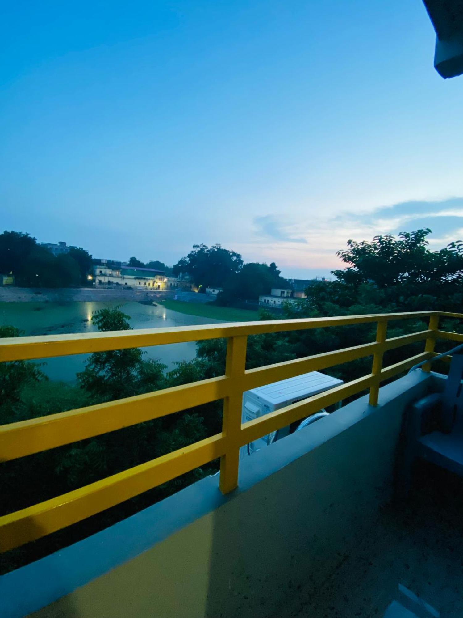 Guest house Shri Hari Kunj P
