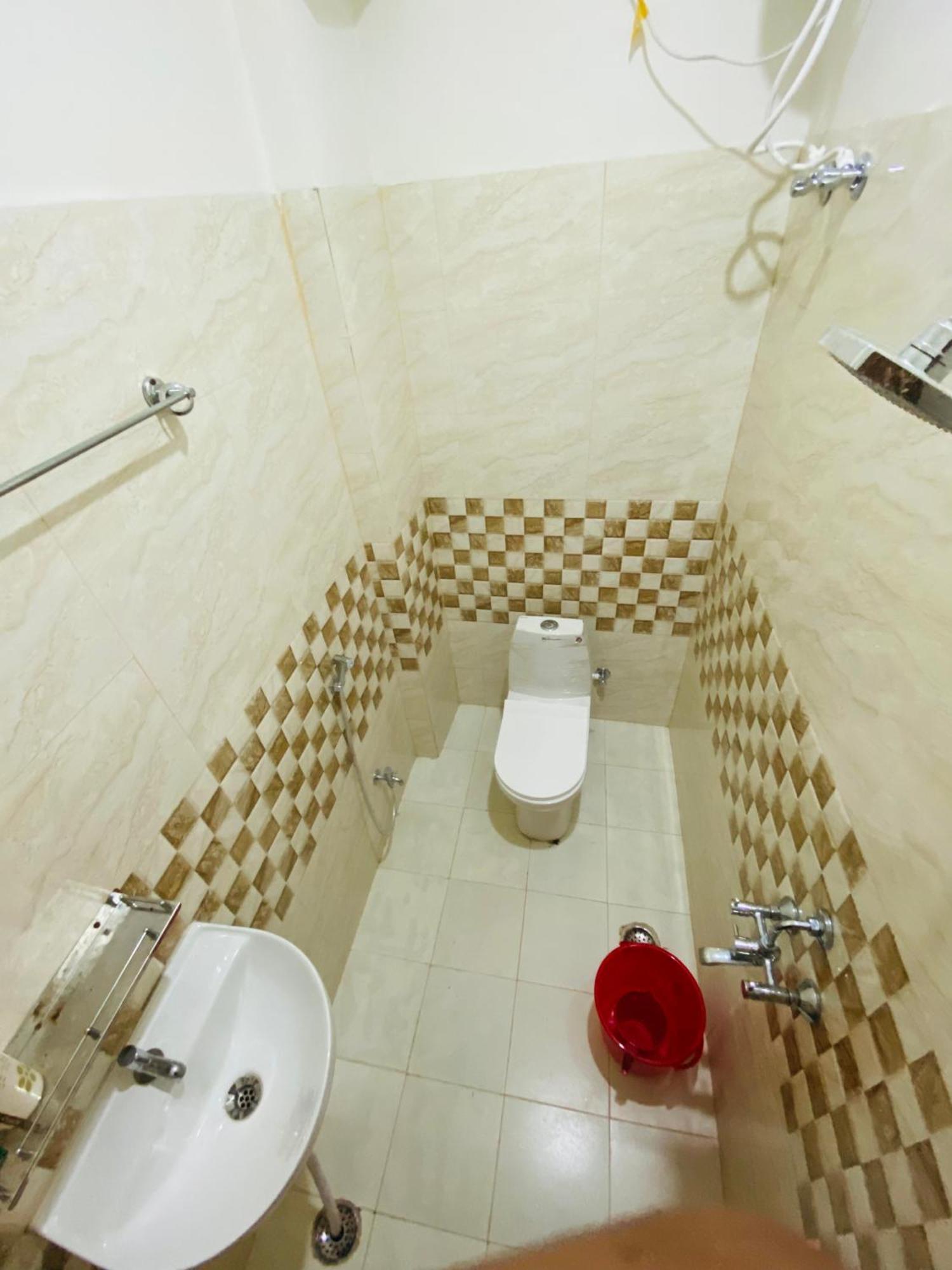 Guest house Shri Hari Kunj P Varanasi